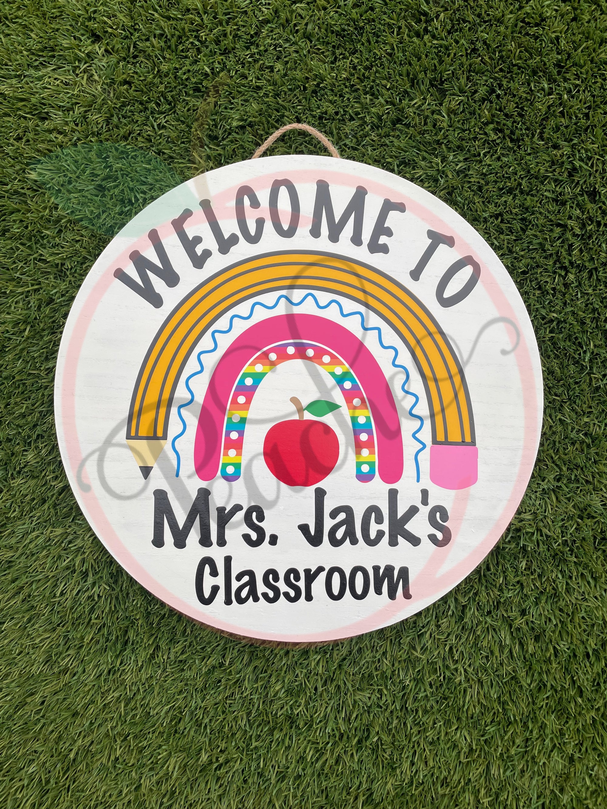 18 inch Customizable Door Hanger